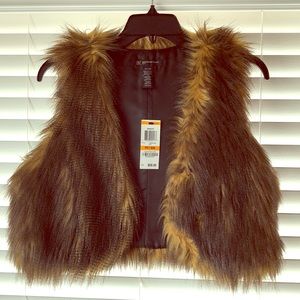 NWT INC faux fur vest